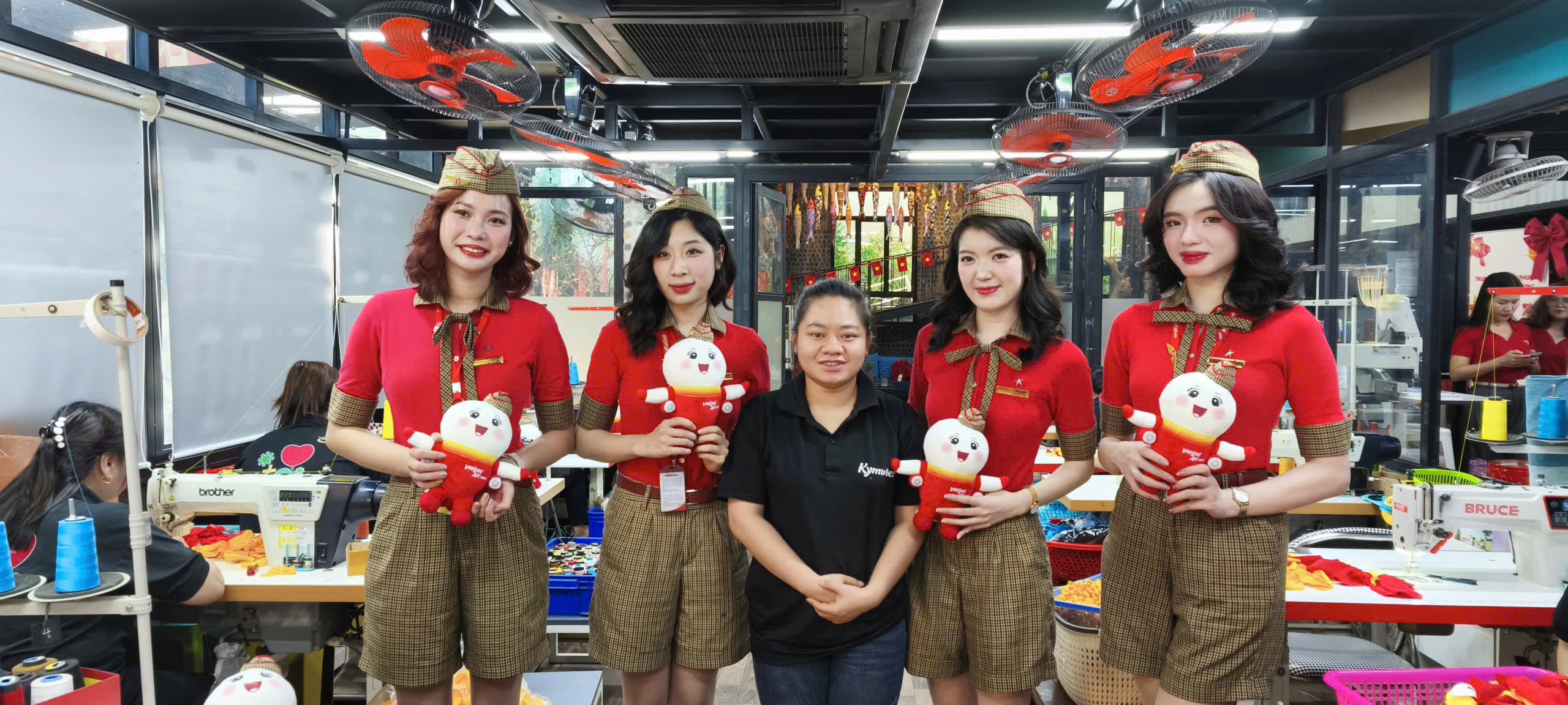Doanh nghiệp tham quan xưởng KymViet